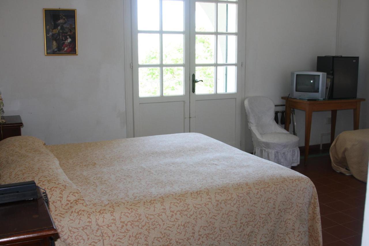 Hotel Villa Furia Беллария-Иджеа-Марина Экстерьер фото