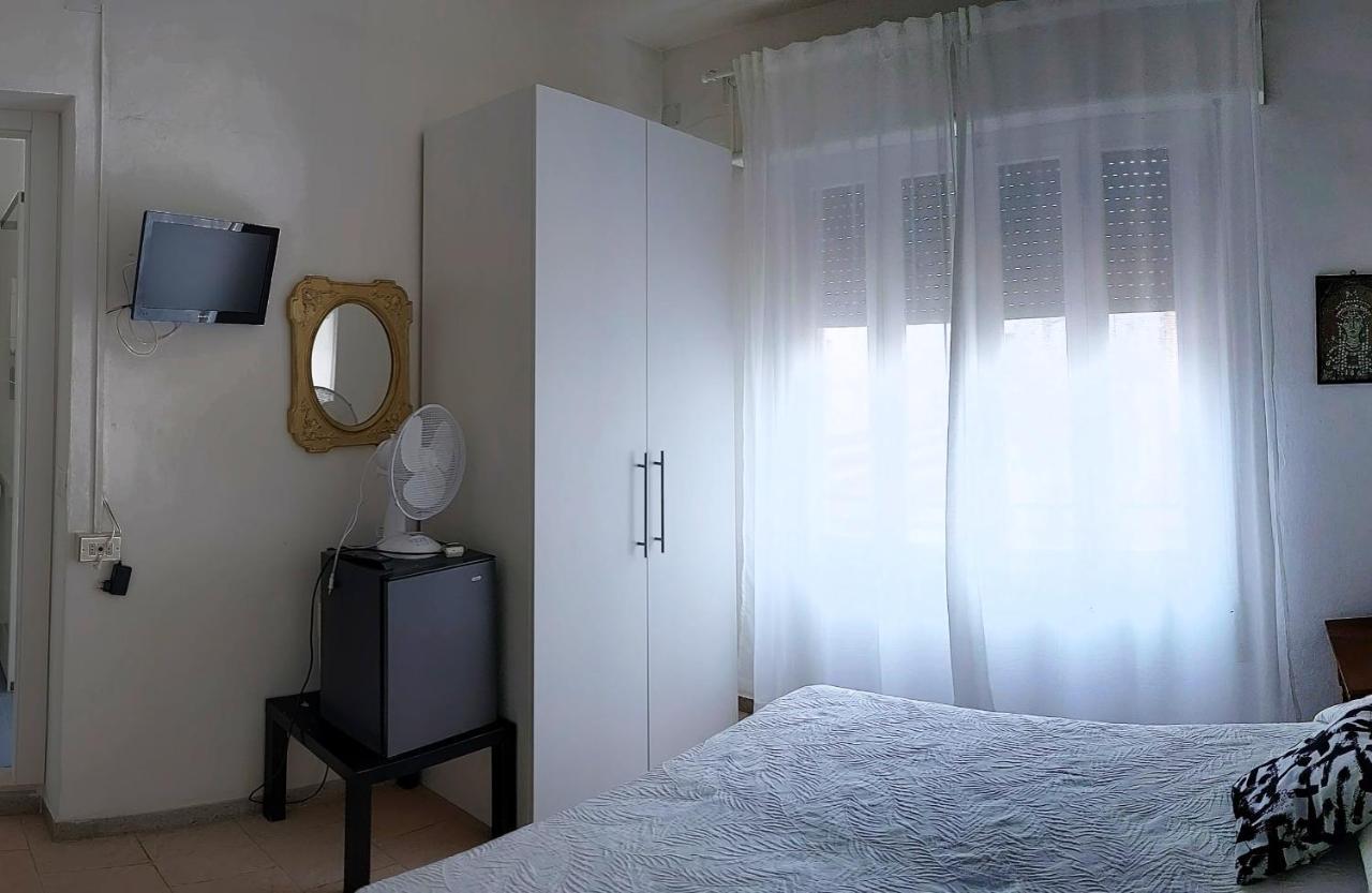 Hotel Villa Furia Беллария-Иджеа-Марина Экстерьер фото