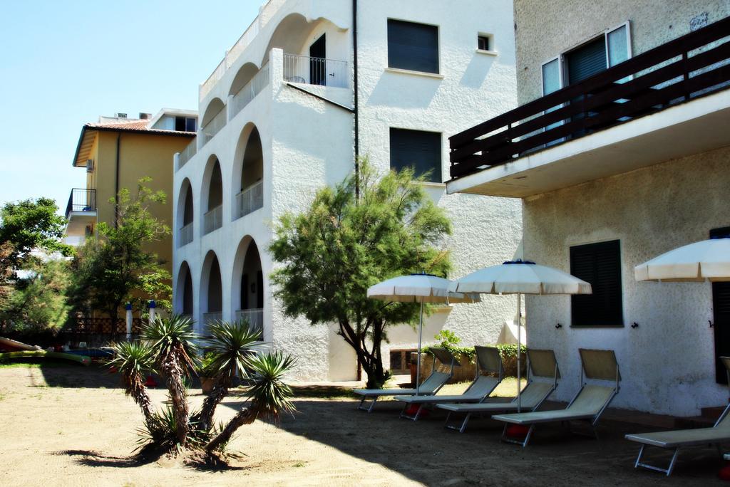 Hotel Villa Furia Беллария-Иджеа-Марина Экстерьер фото